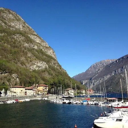 Ferienwohnung Mit Blick Auf Den Comer See Appartamento Valmadrera